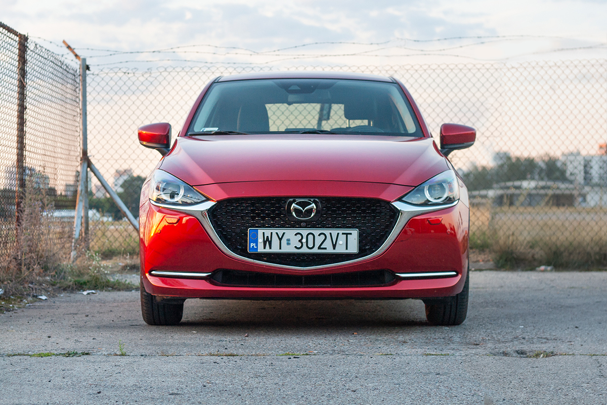 mazda 2 test lifting 