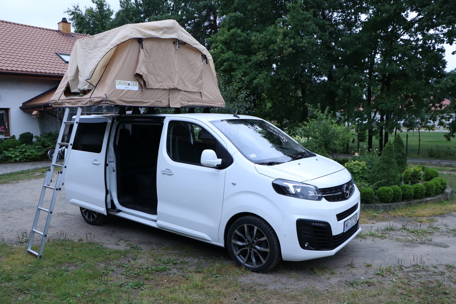 opel zafira life
