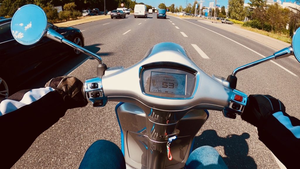 vespa elettrica test 