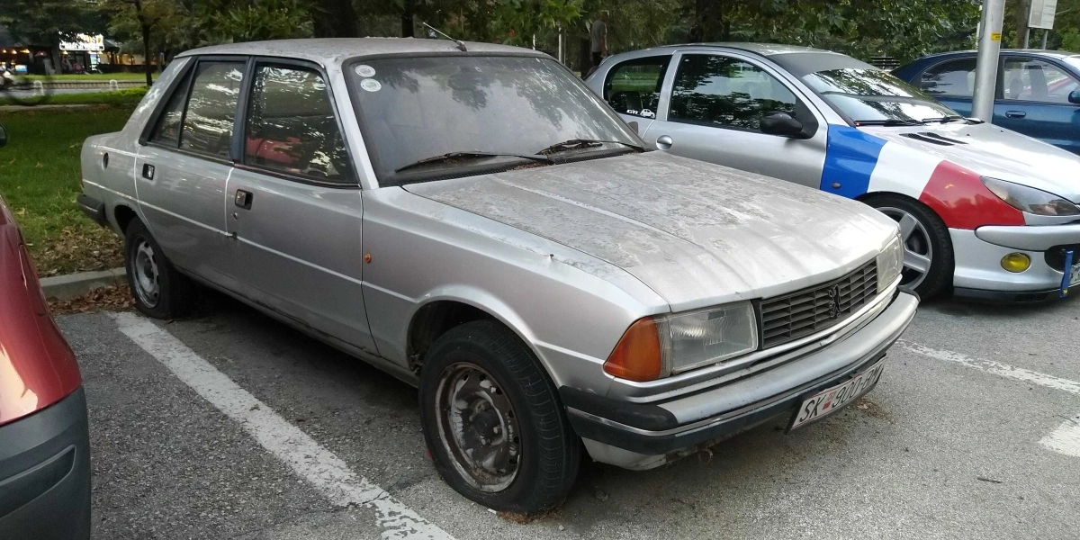 volkswagen golf TAS