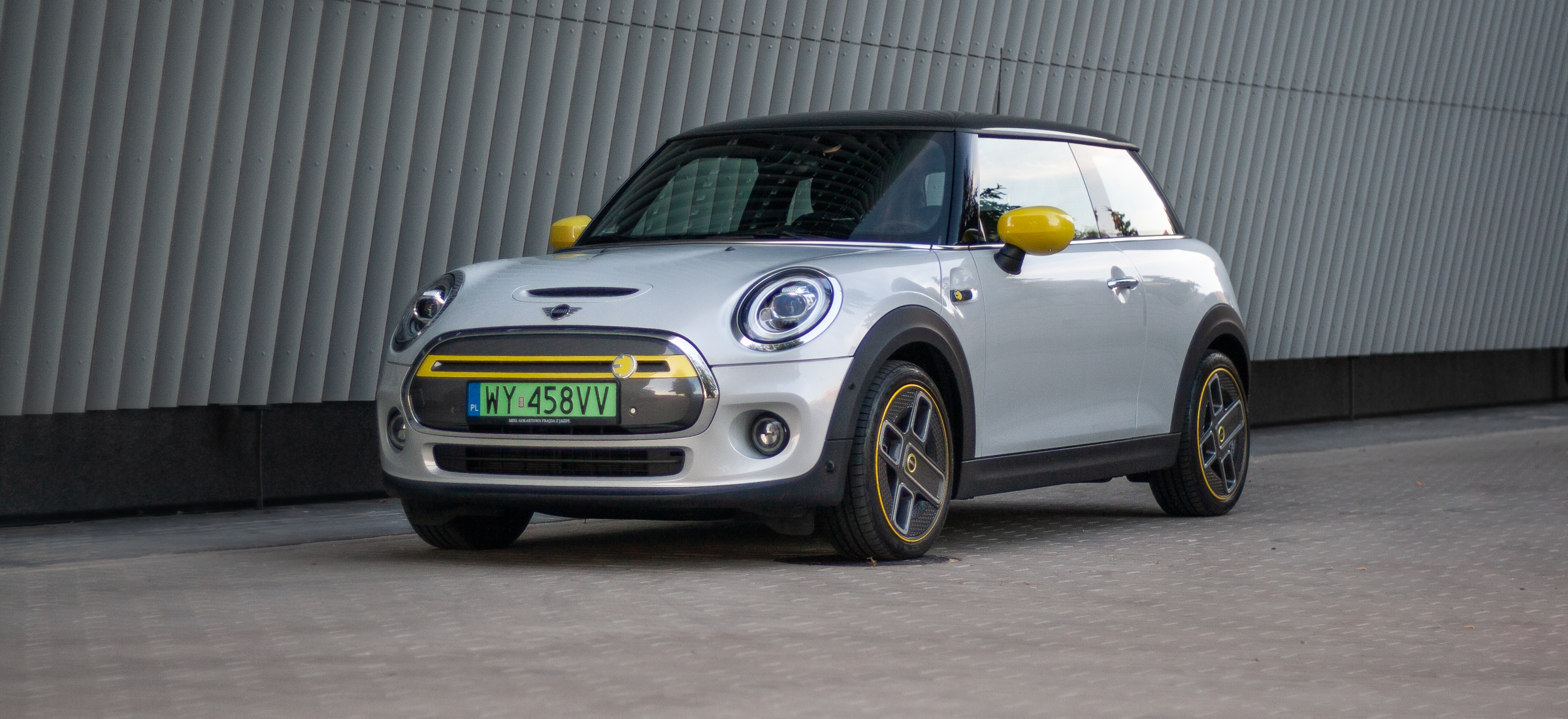mini cooper se electric test