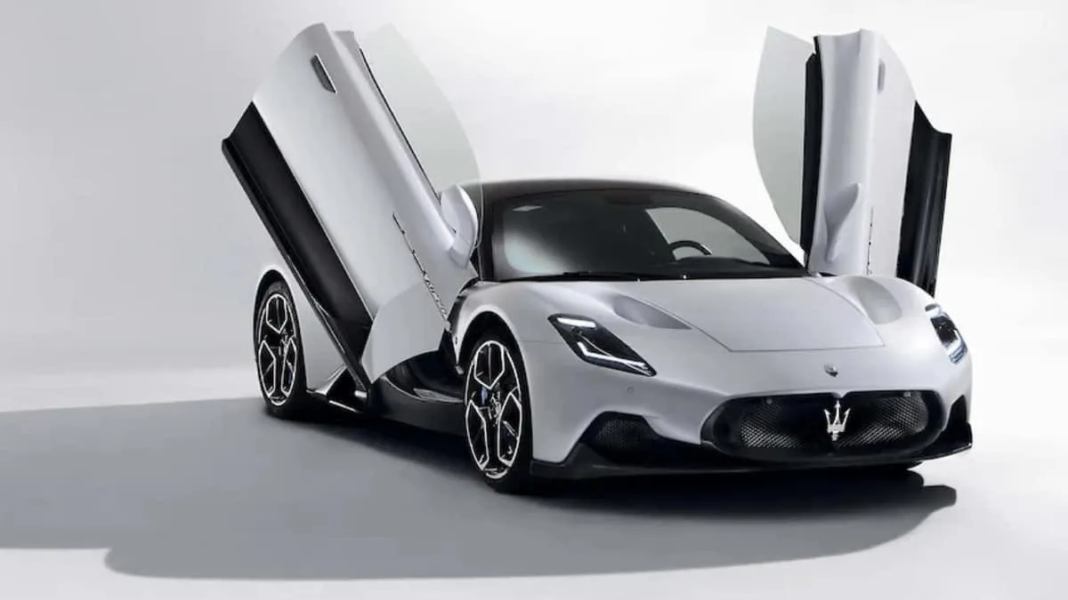 Maserati MC20