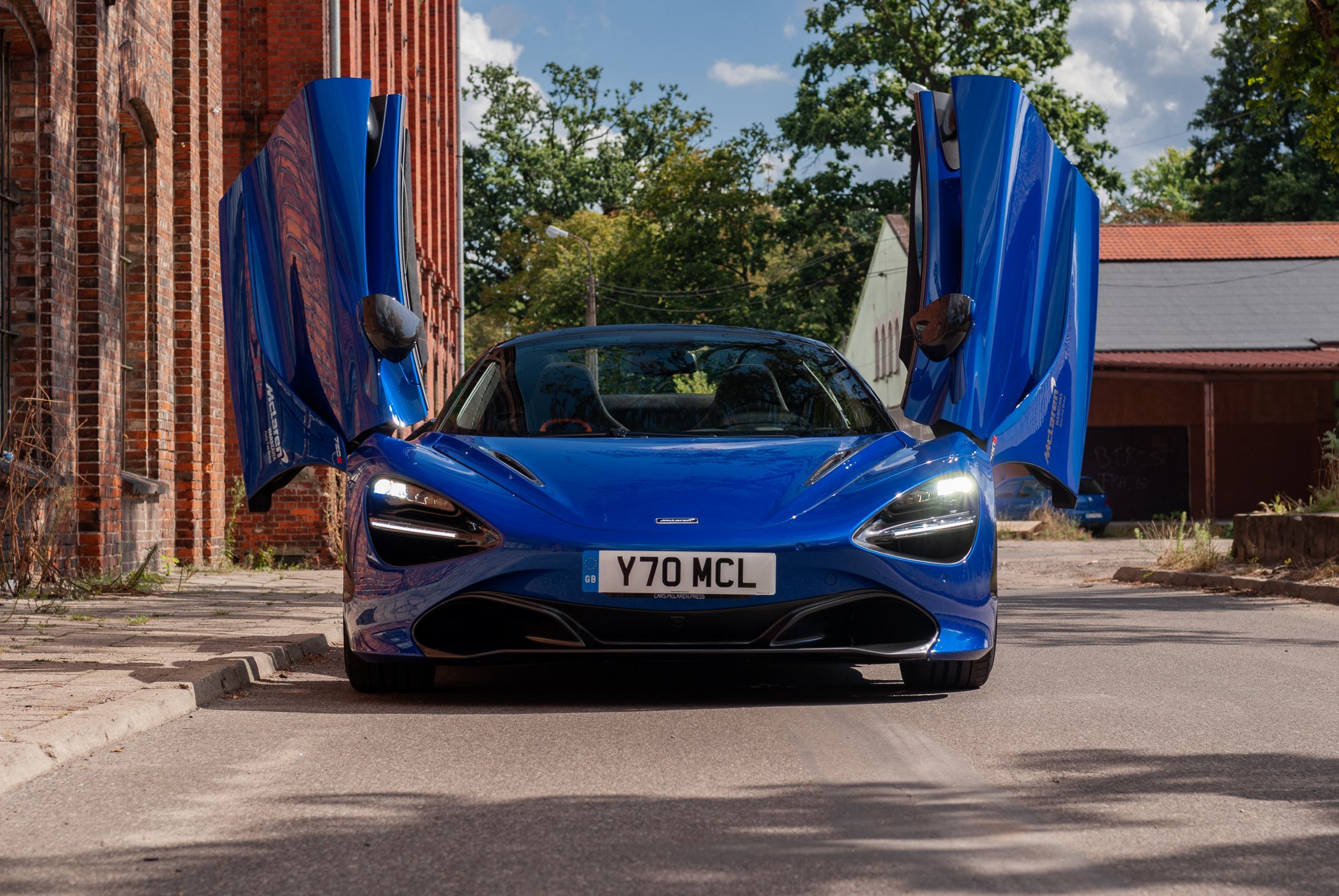 mclaren 720s spider