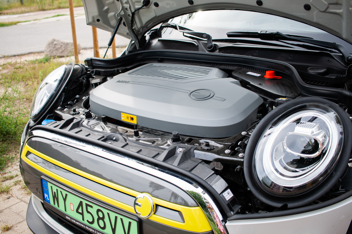 mini cooper se electric test 