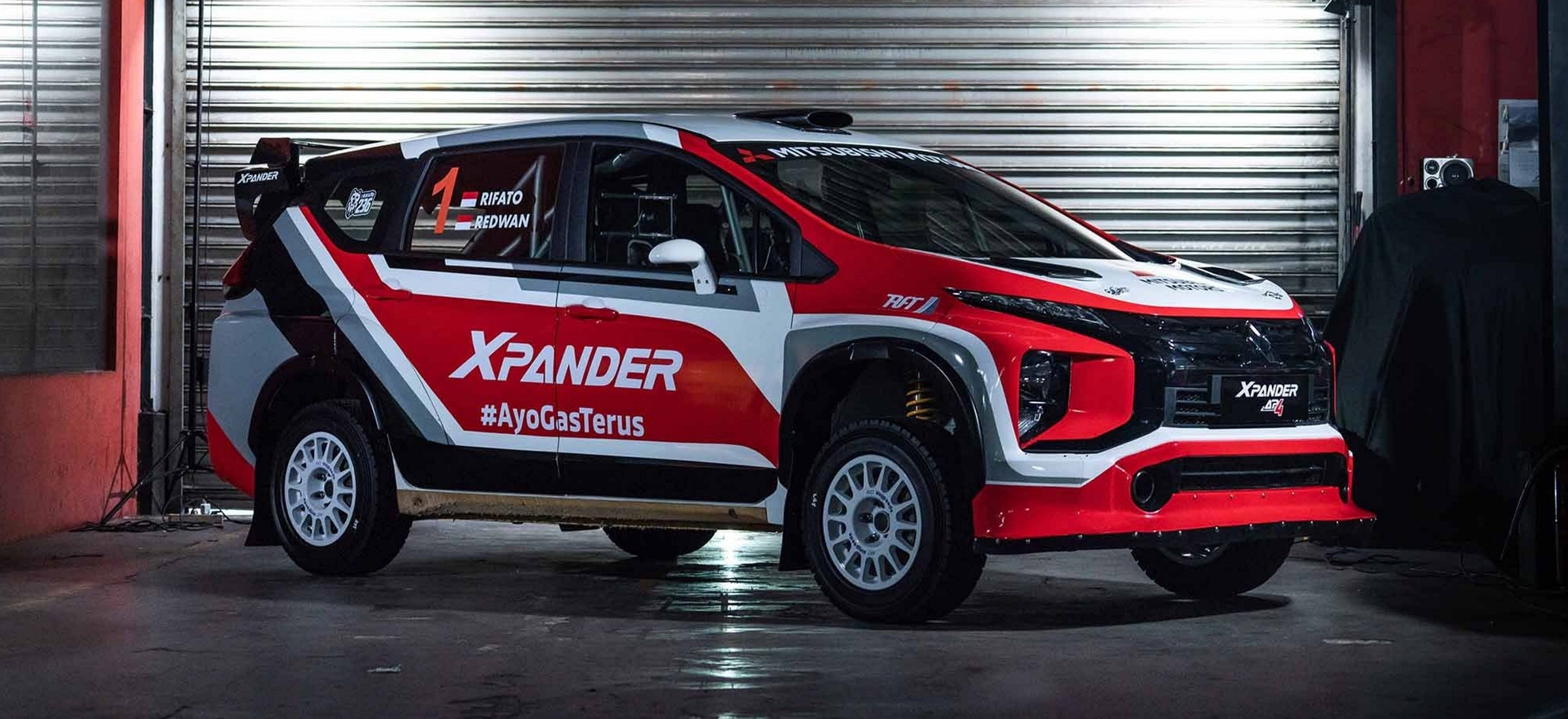 Mitsubishi Xpander AP4 