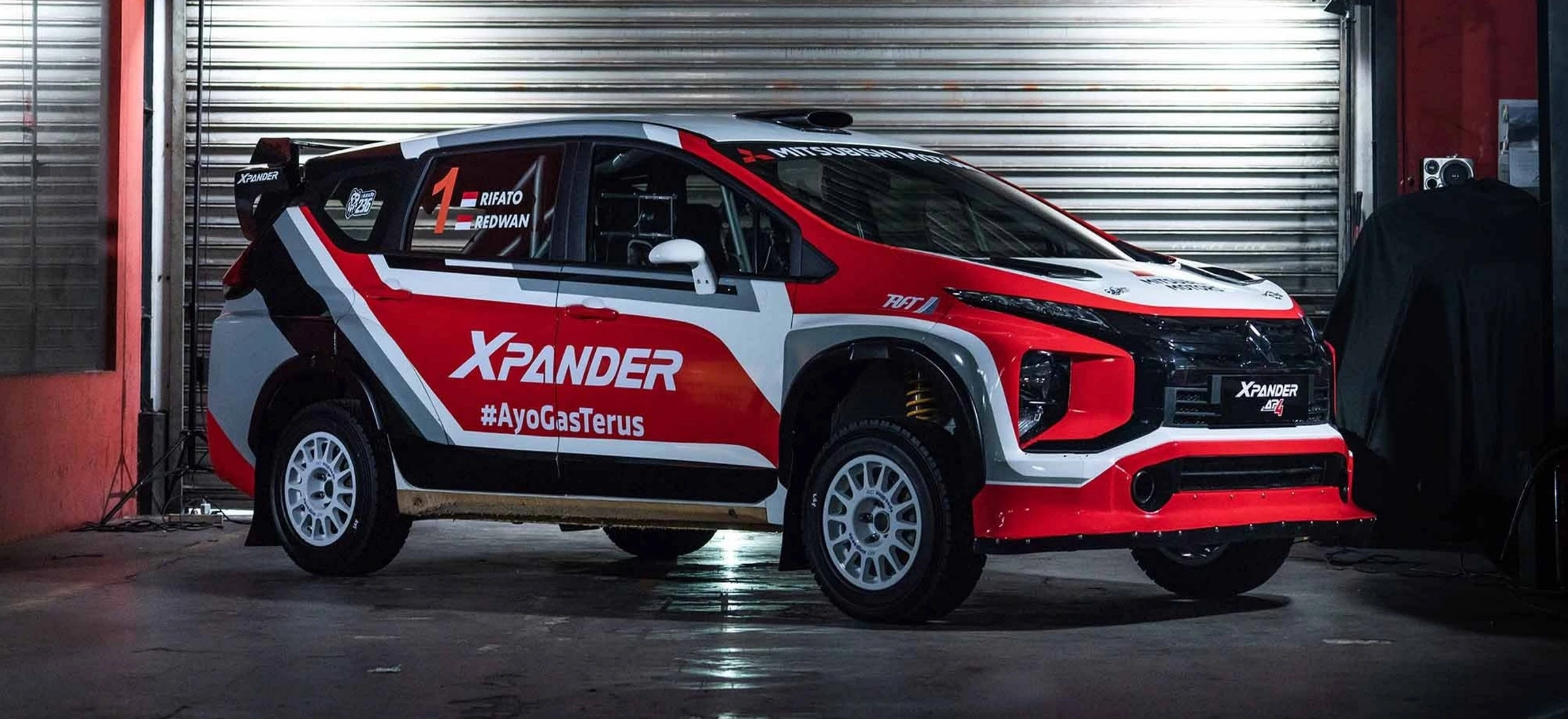 Mitsubishi Xpander AP4