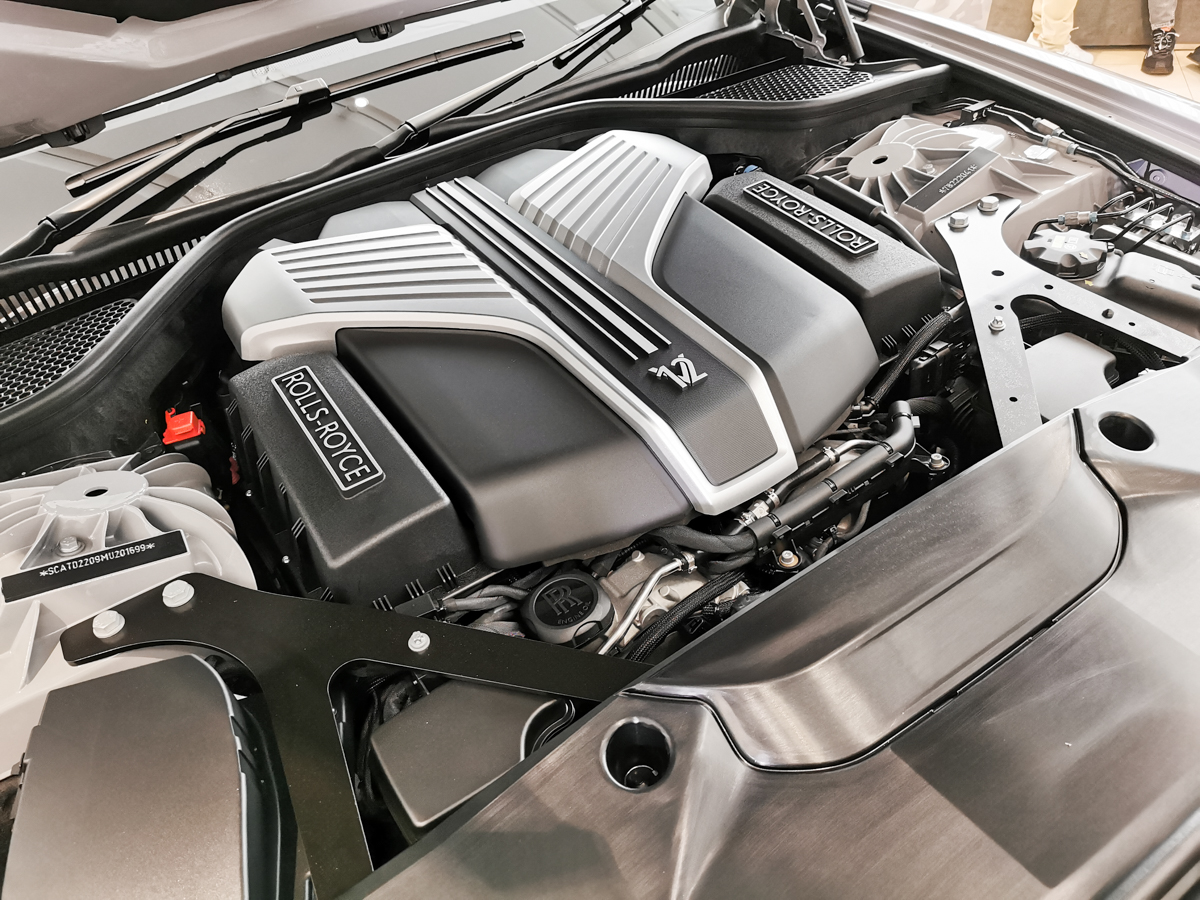 rolls-royce ghost premiera 