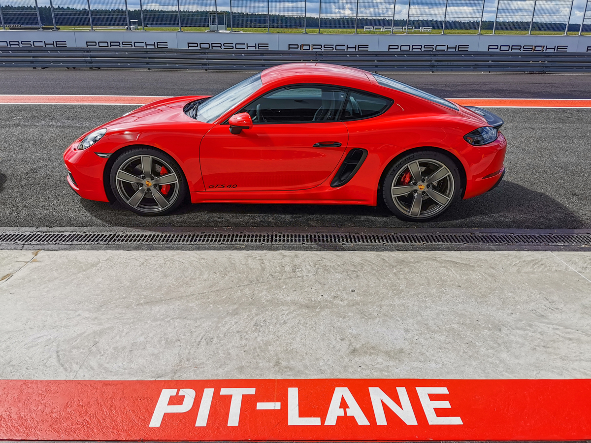 porsche track experience 