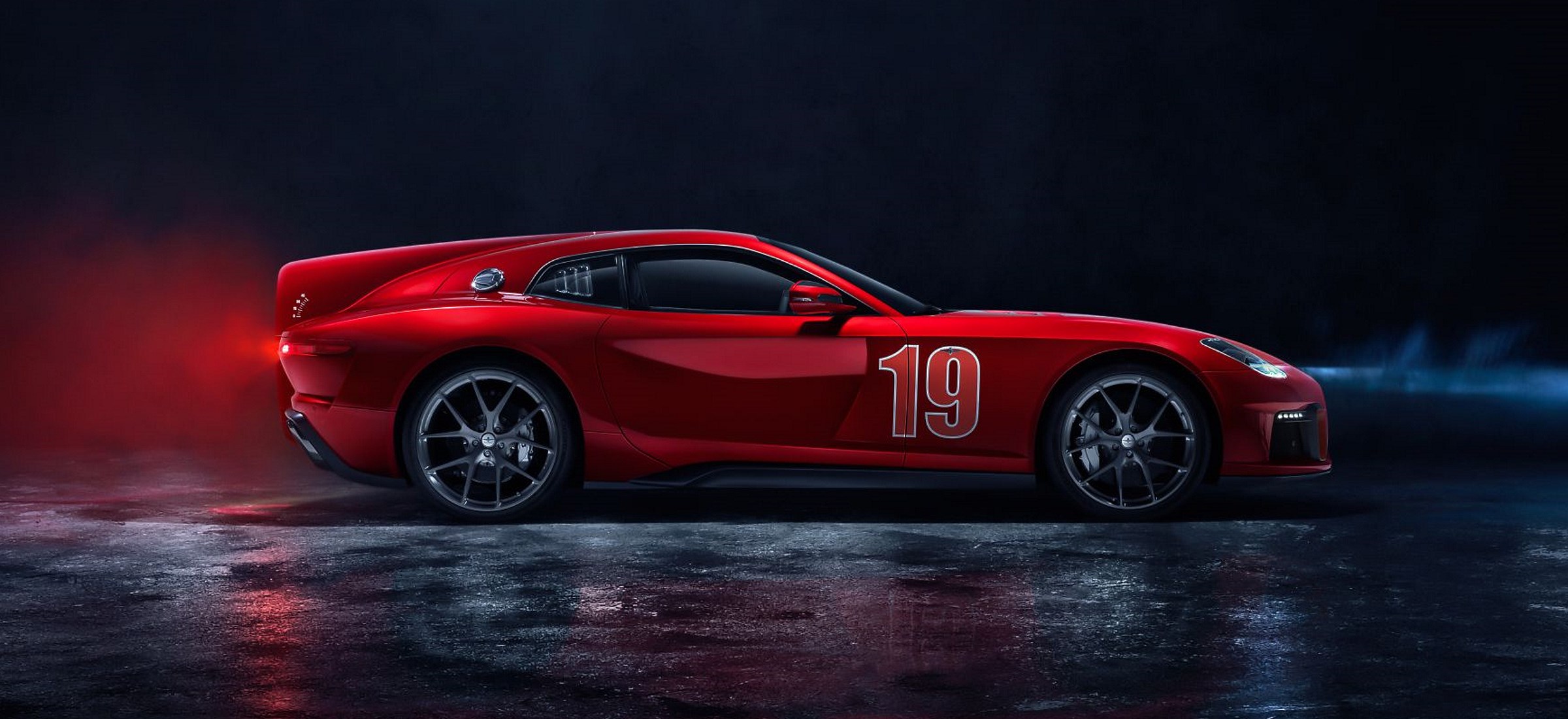 Ferrari F12 cena