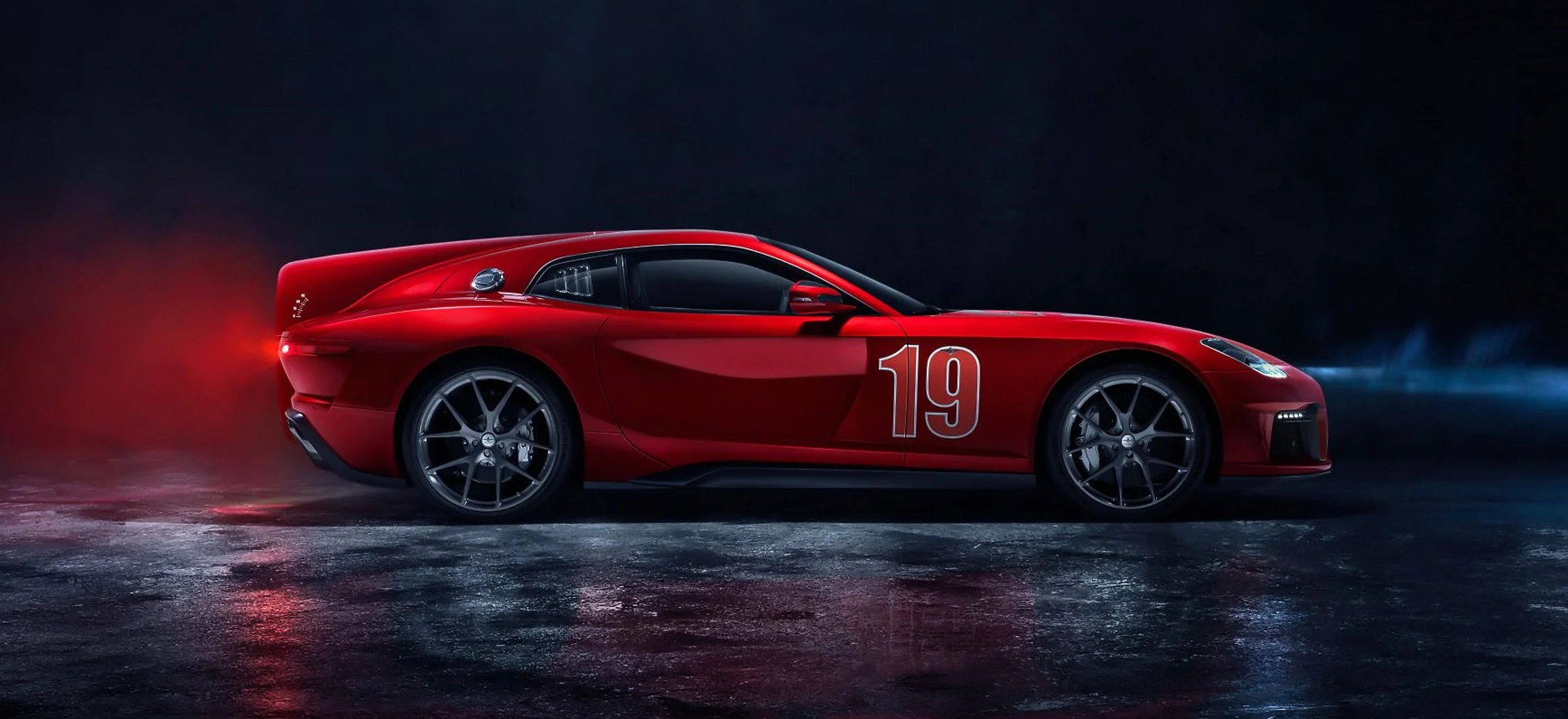 Ferrari F12 cena