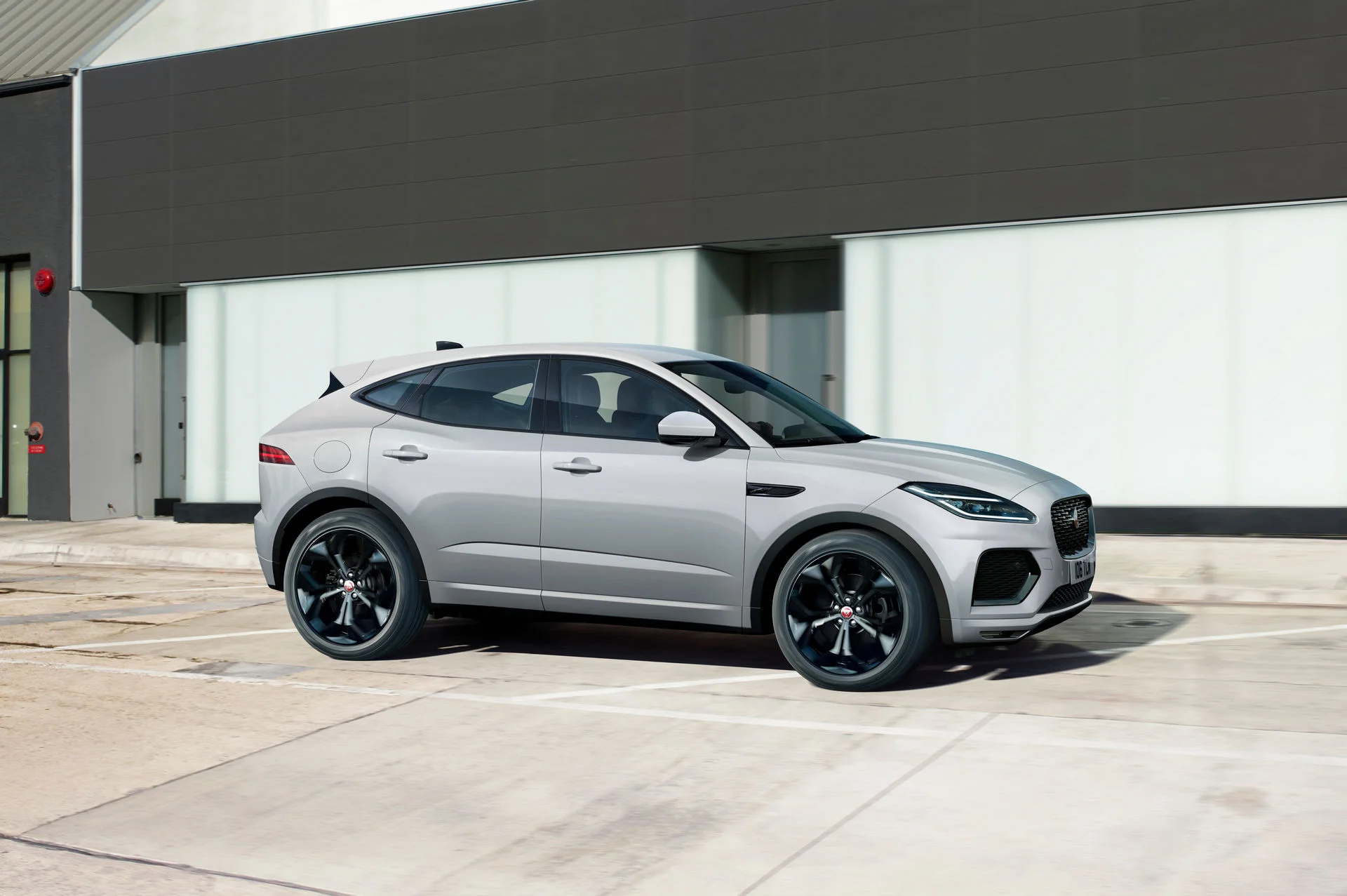 jaguar e-pace lifting 