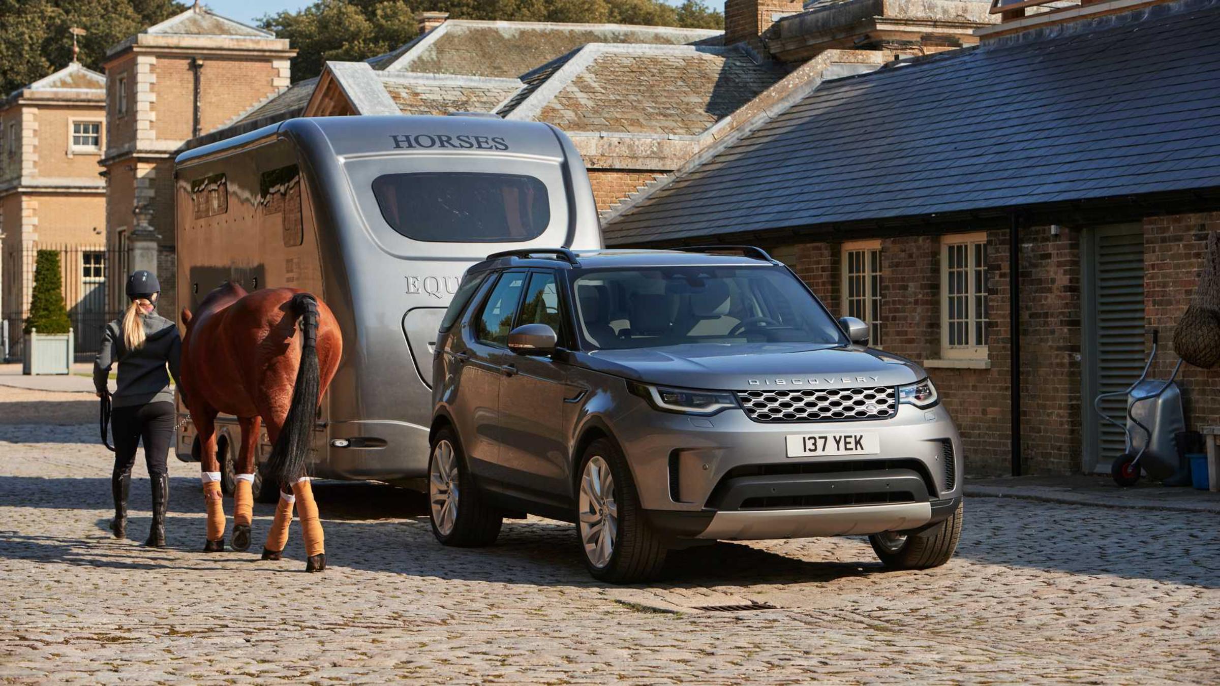 land rover discovery lifting 