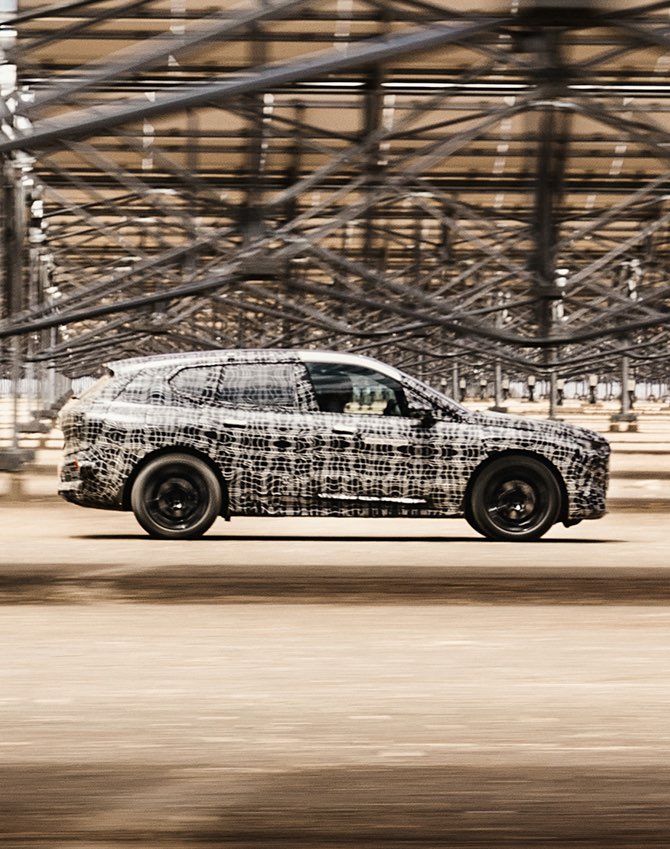 BMW iNext 