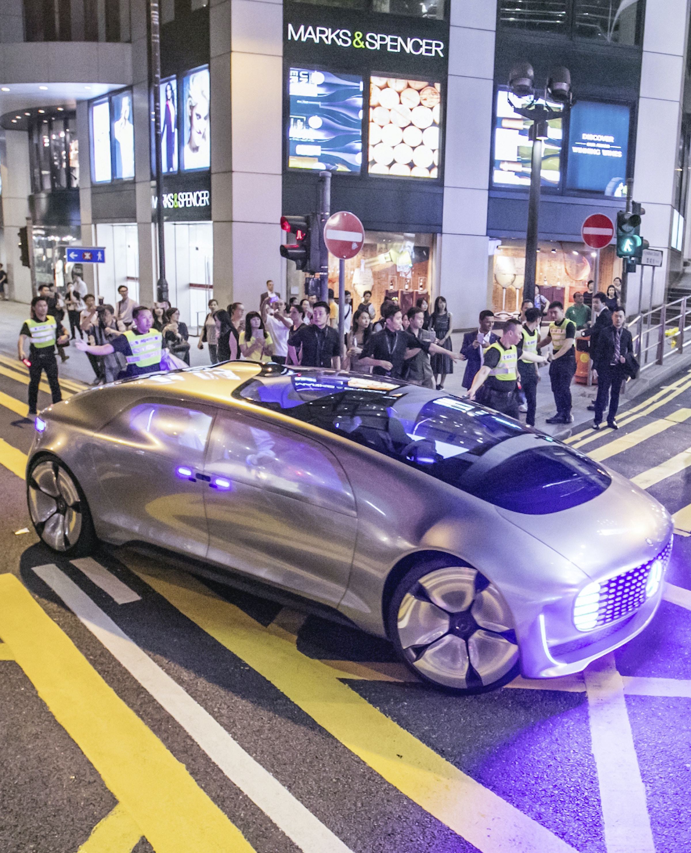 Mercedes samochody autonomiczn 