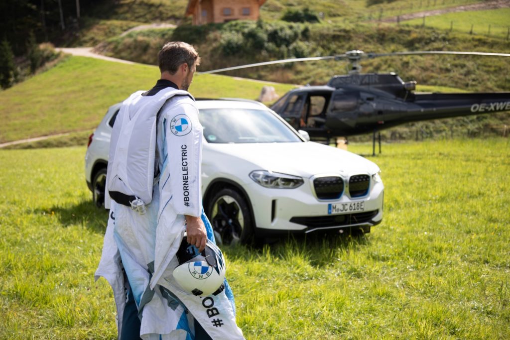 elektryczne bmw skydiving 