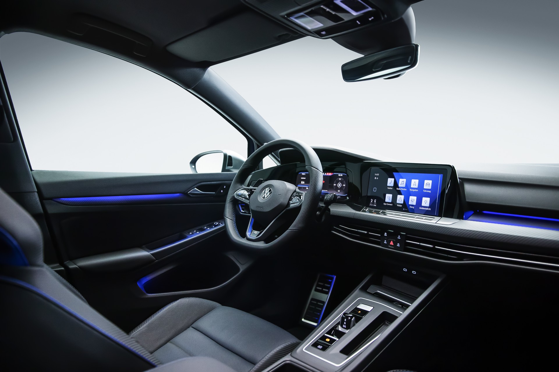 volkswagen golf r cena 