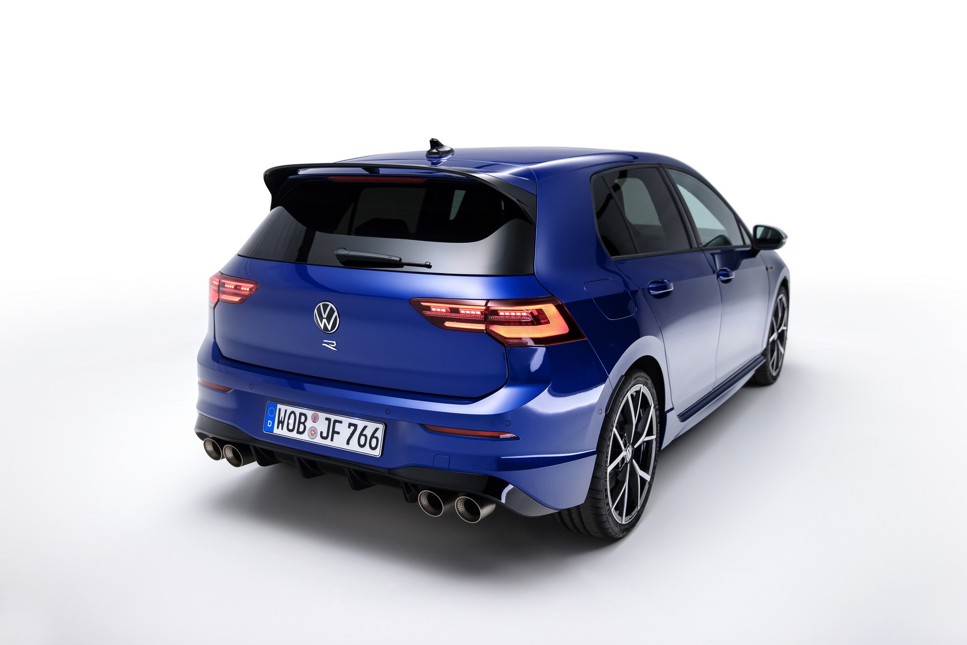 volkswagen golf r cena 