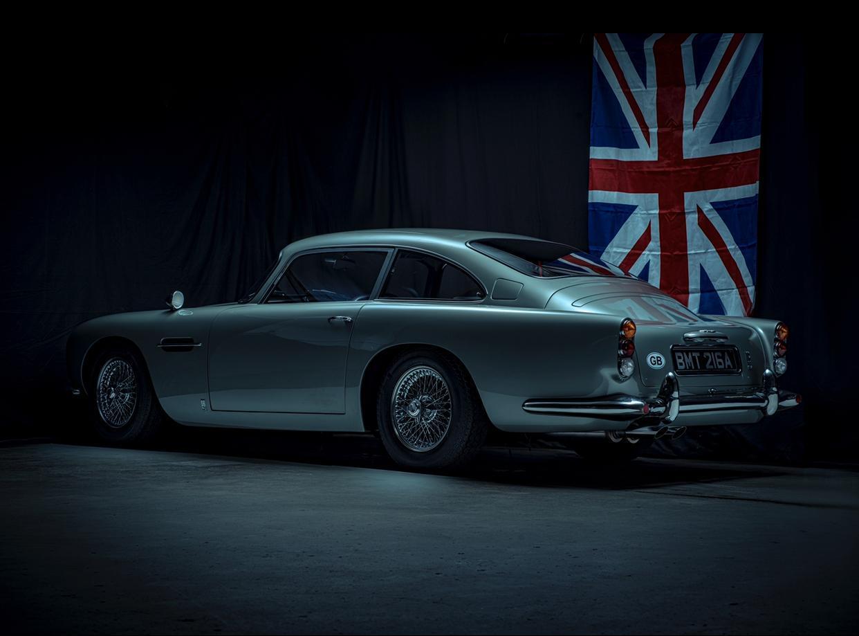 aston martin db5 james bond