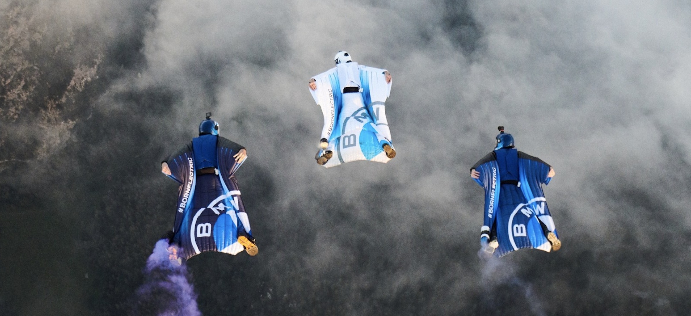 elektryczne bmw skydiving