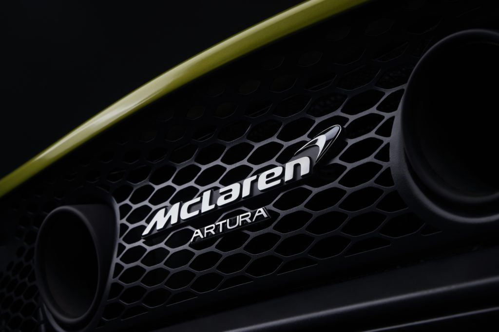 mclaren artura 