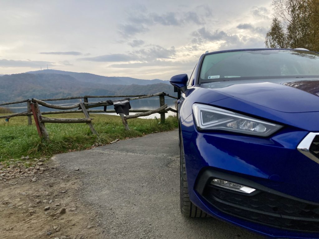 seat leon kombi cena 