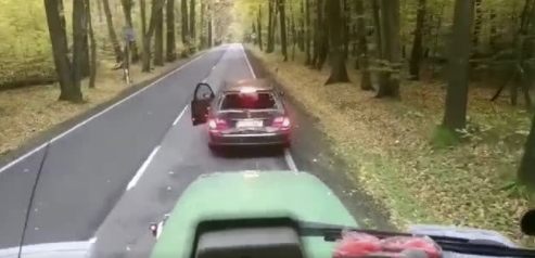 stłuczka mercedes ciągnik 
