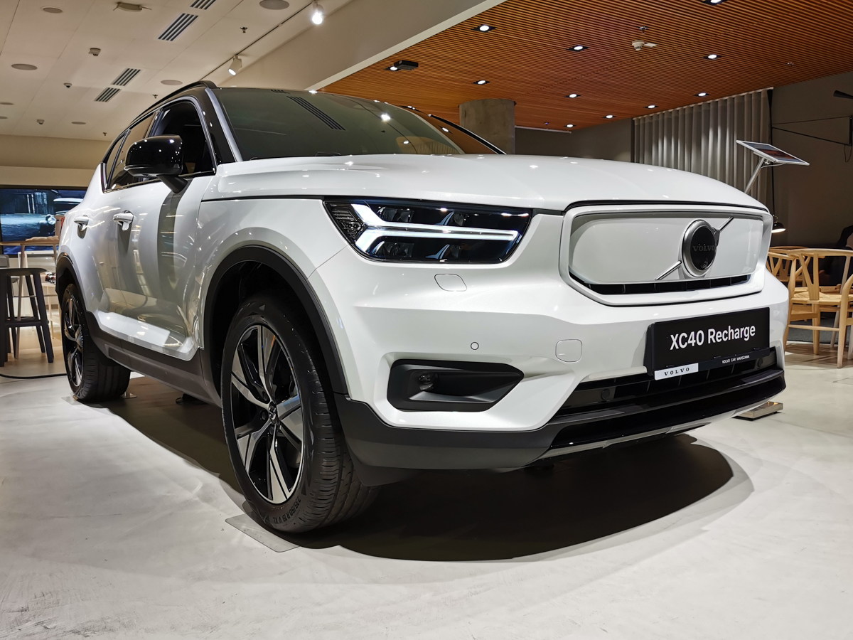 volvo xc40 recharge p8 android google 