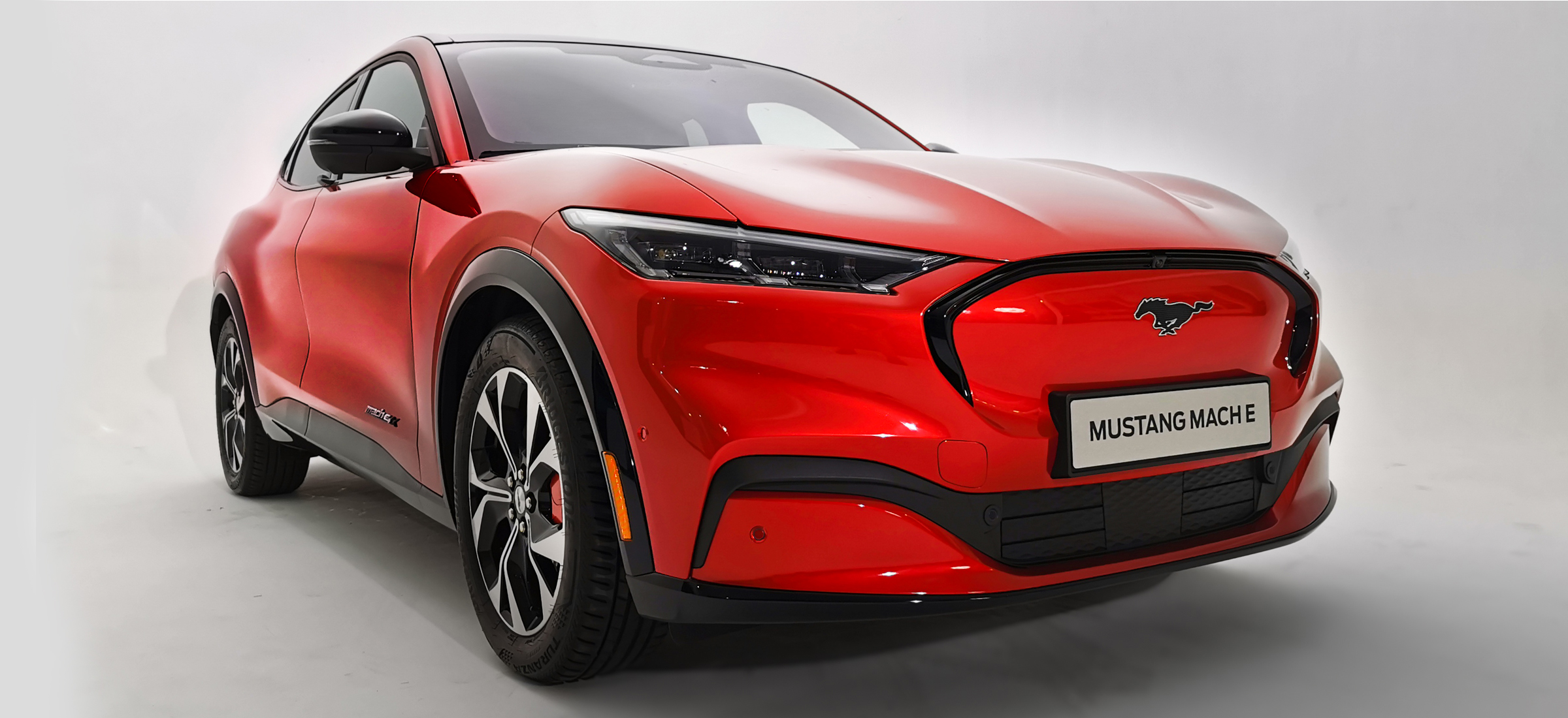 ford mustang mach e premiera