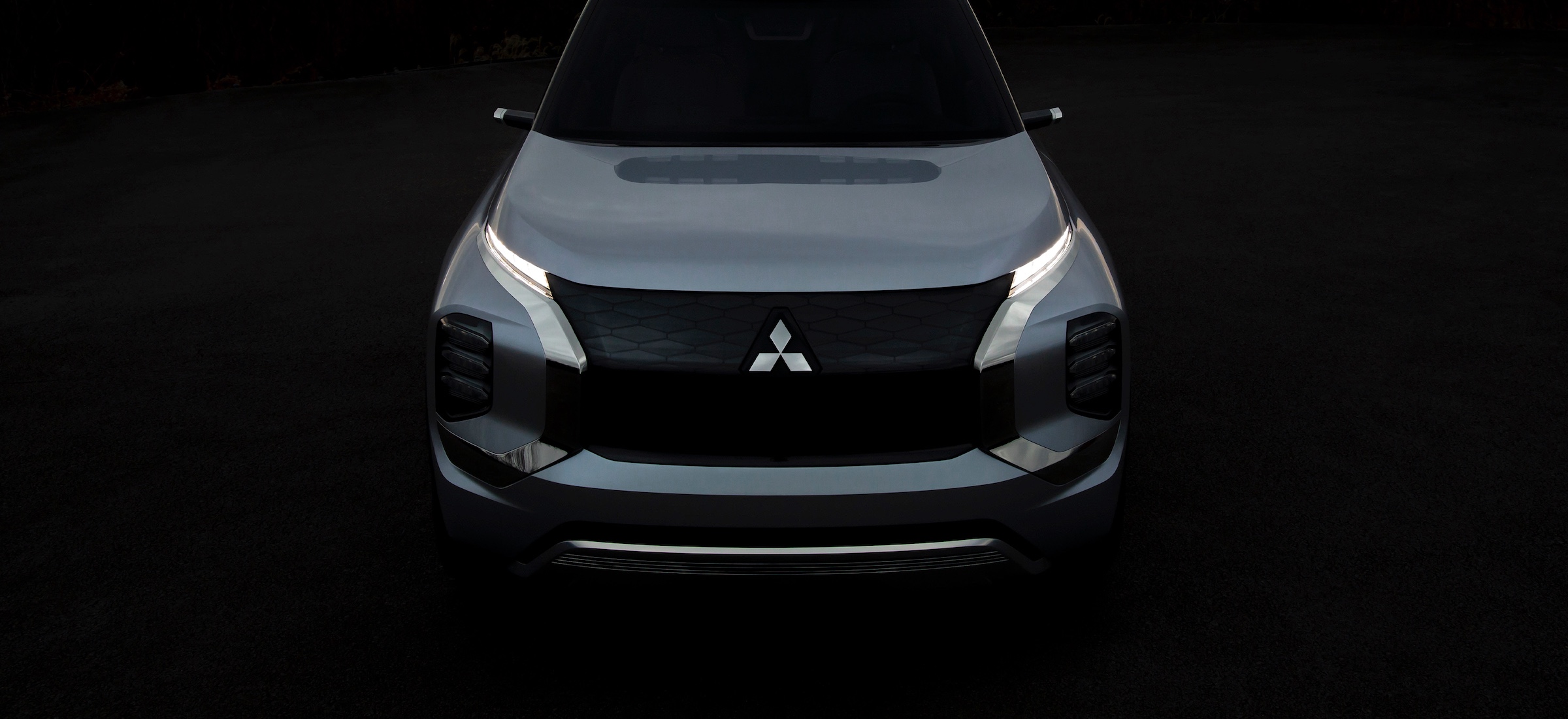 nowe Mitsubishi Outlander
