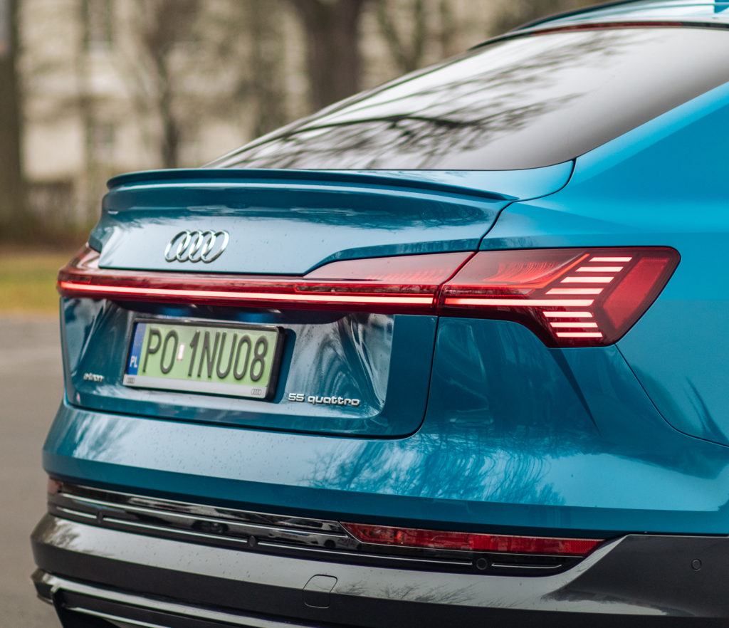 audi e-tron sportback cena 