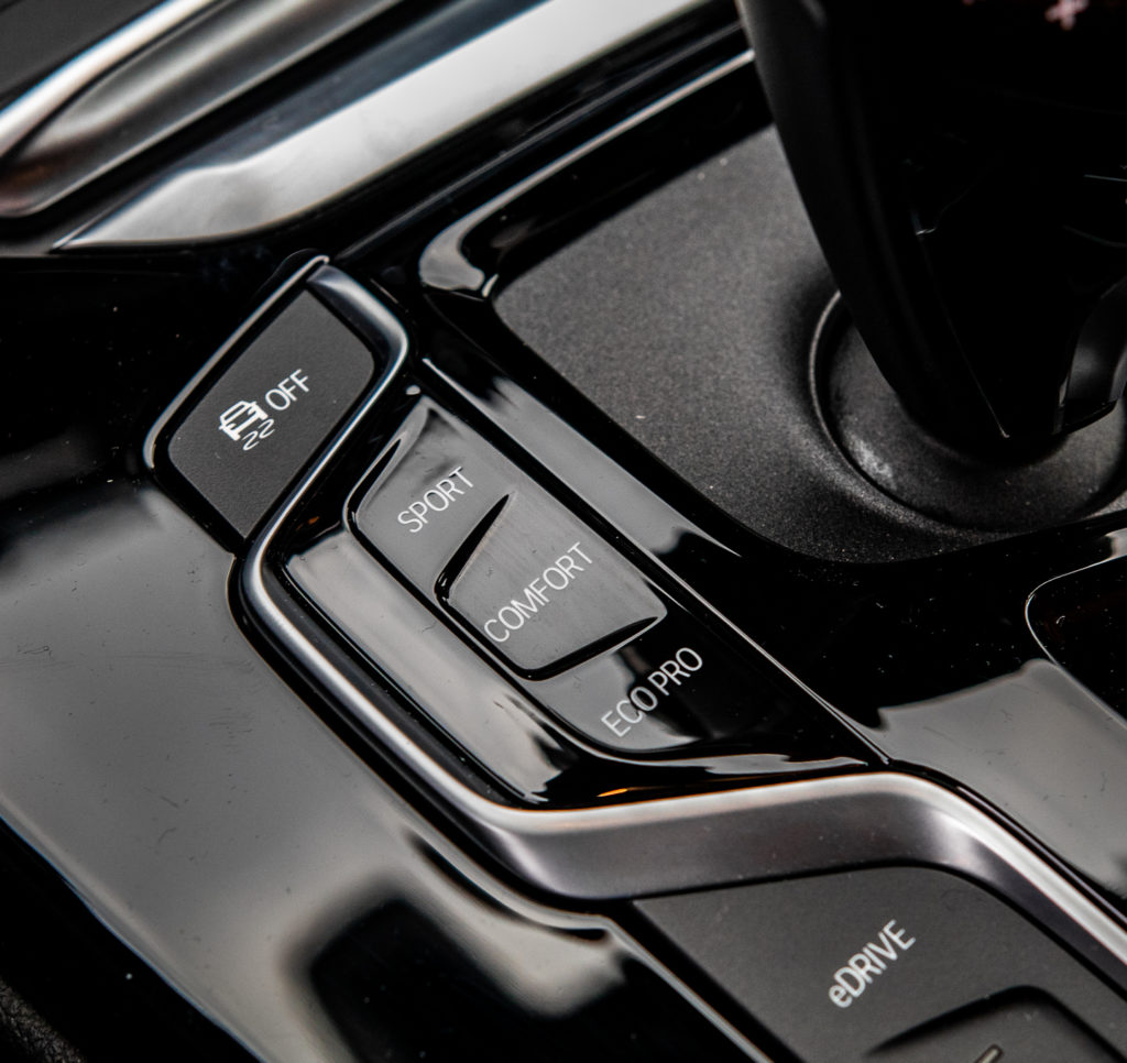 bmw x3 xdrive30e cena 