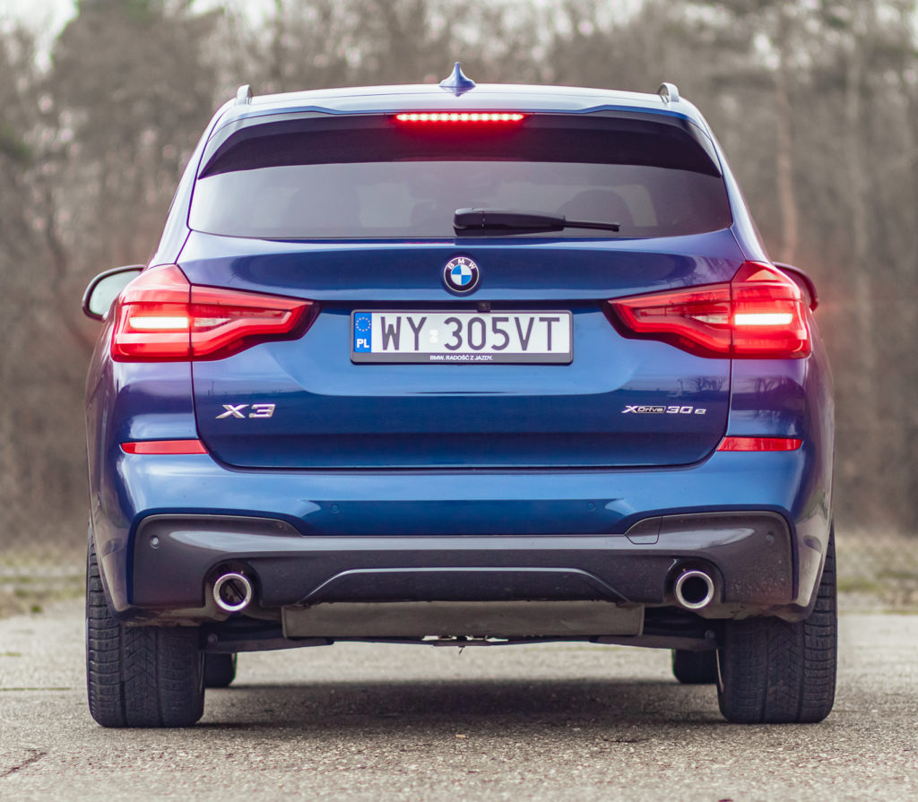 bmw x3 xdrive30e cena 