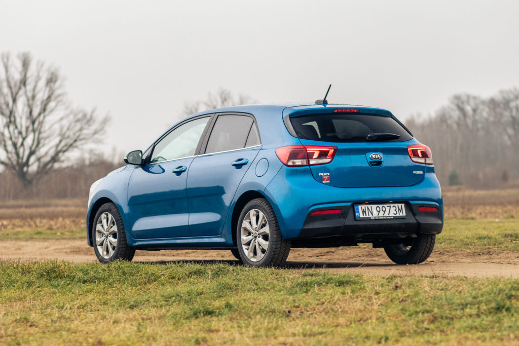 kia rio cena