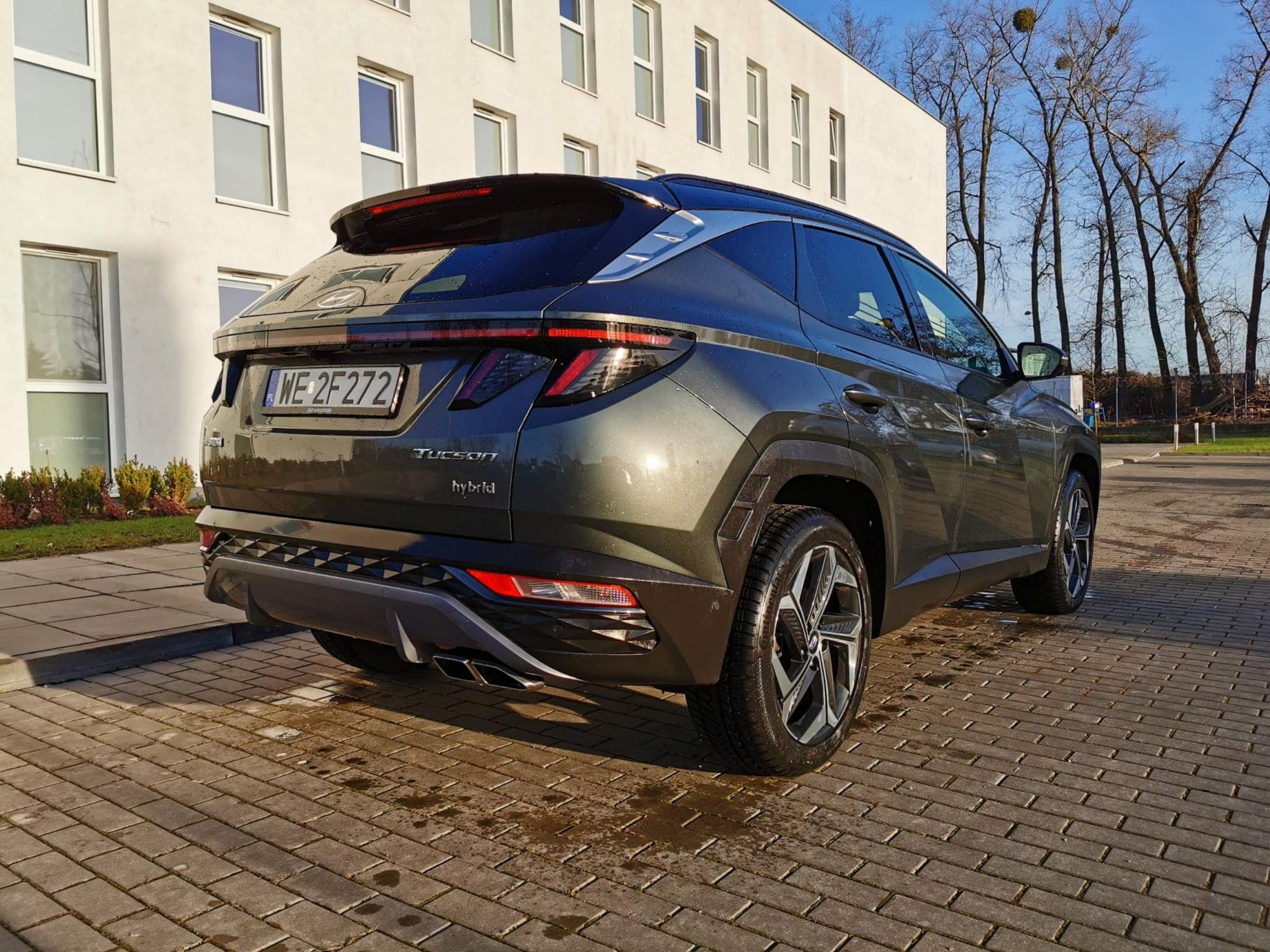 hyundai tucson hybrid 