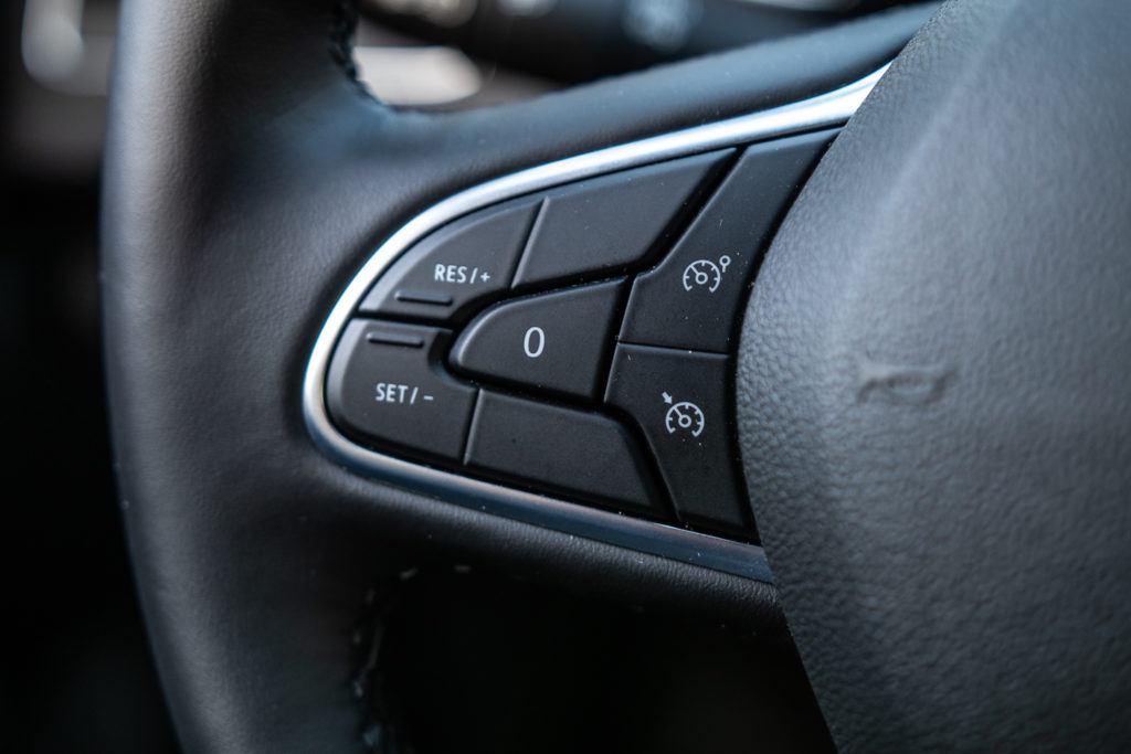 renault talisman cena 2020 