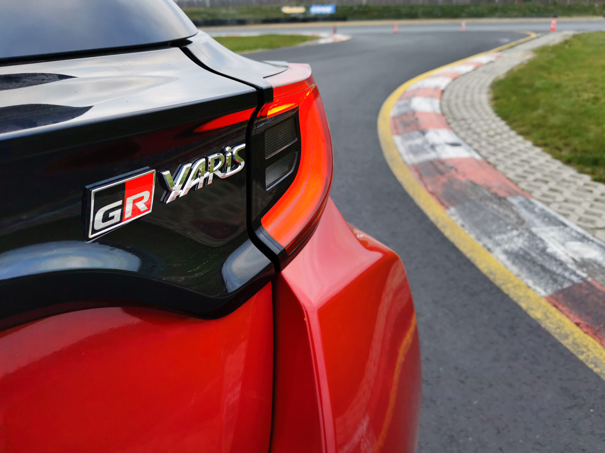 toyota gr yaris test 