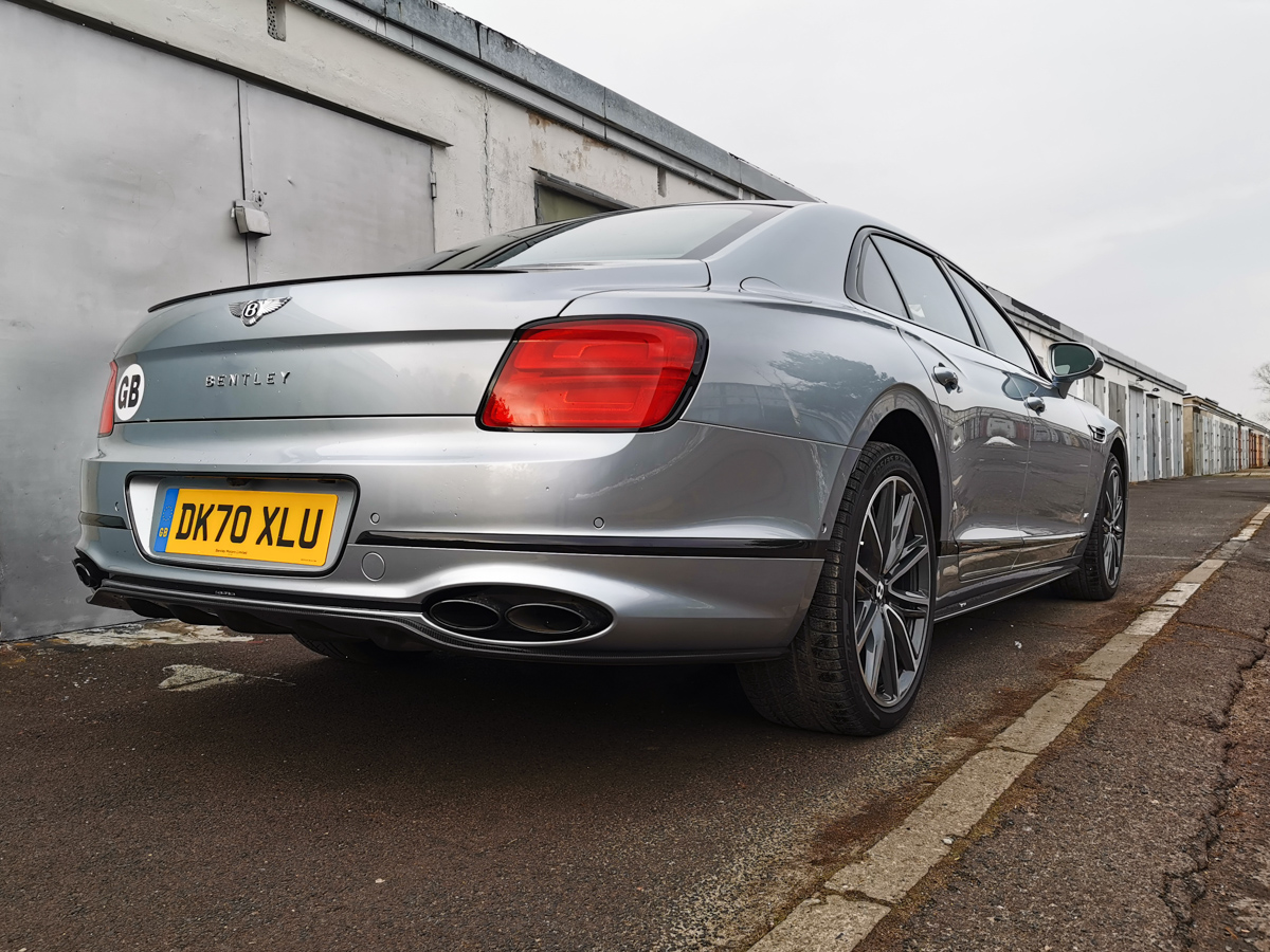 bentley flying spur v8 