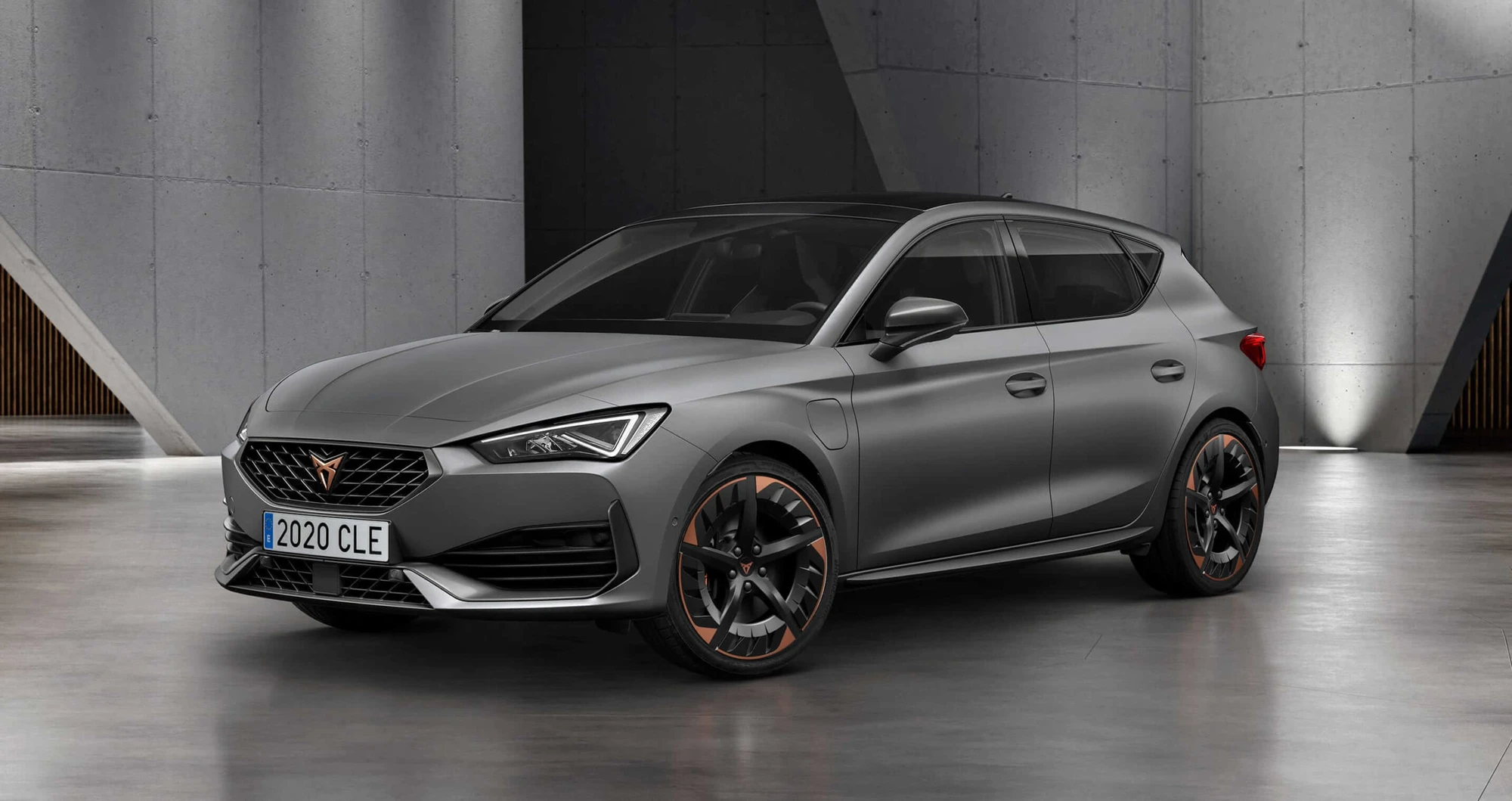 Cupra leon e-hybrid hot hatch 2023