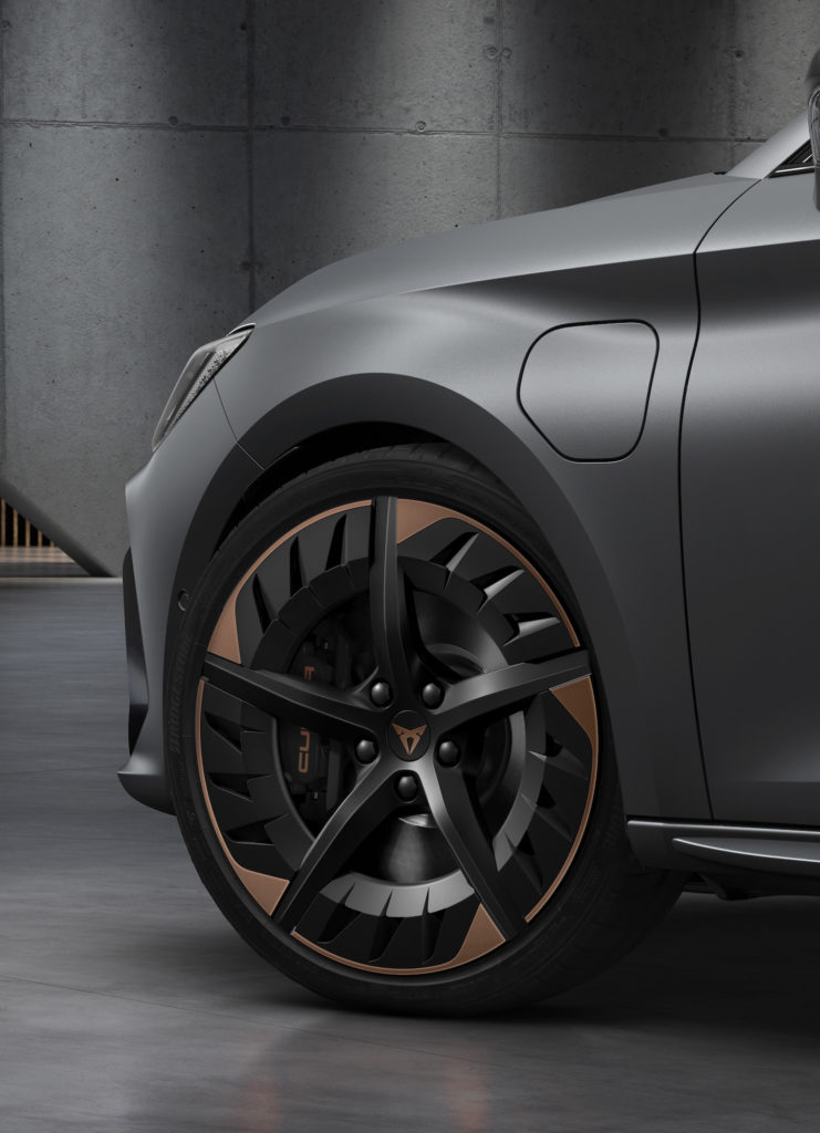 Cupra leon e-hybrid 