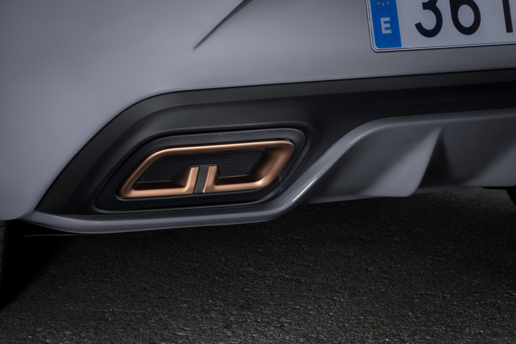 Cupra leon e-hybrid 