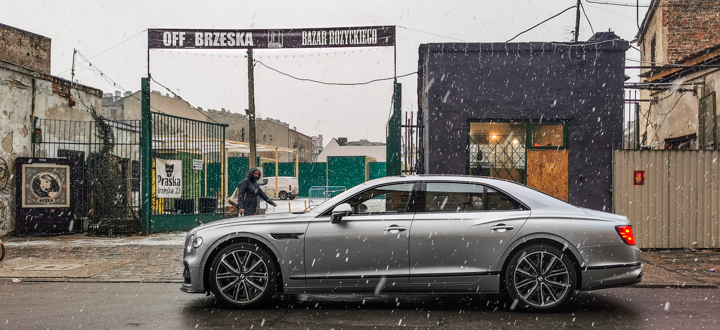 bentley flying spur v8 