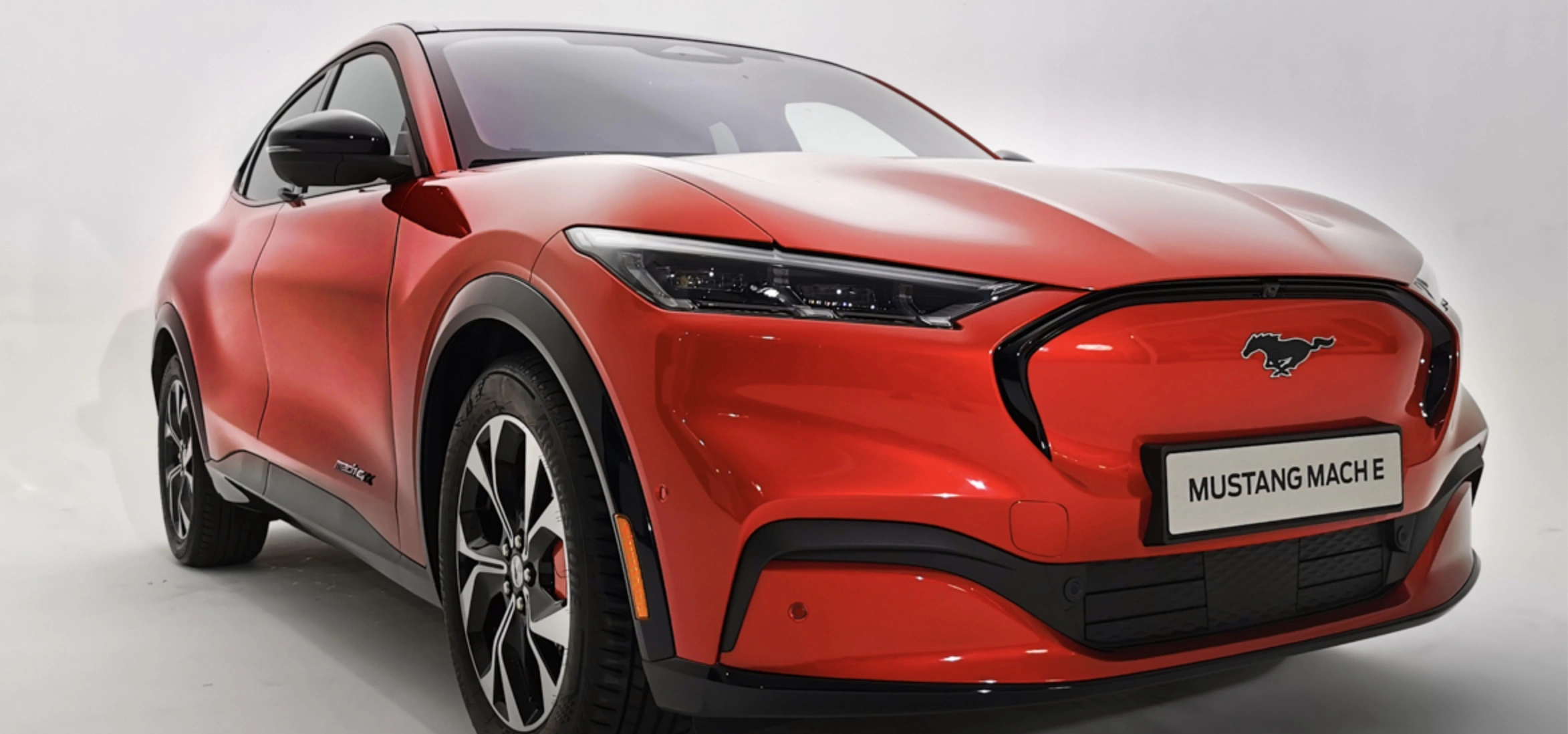 Znamy ceny Forda Mach-E. Elektryczny Mustang droższy niż Tesla