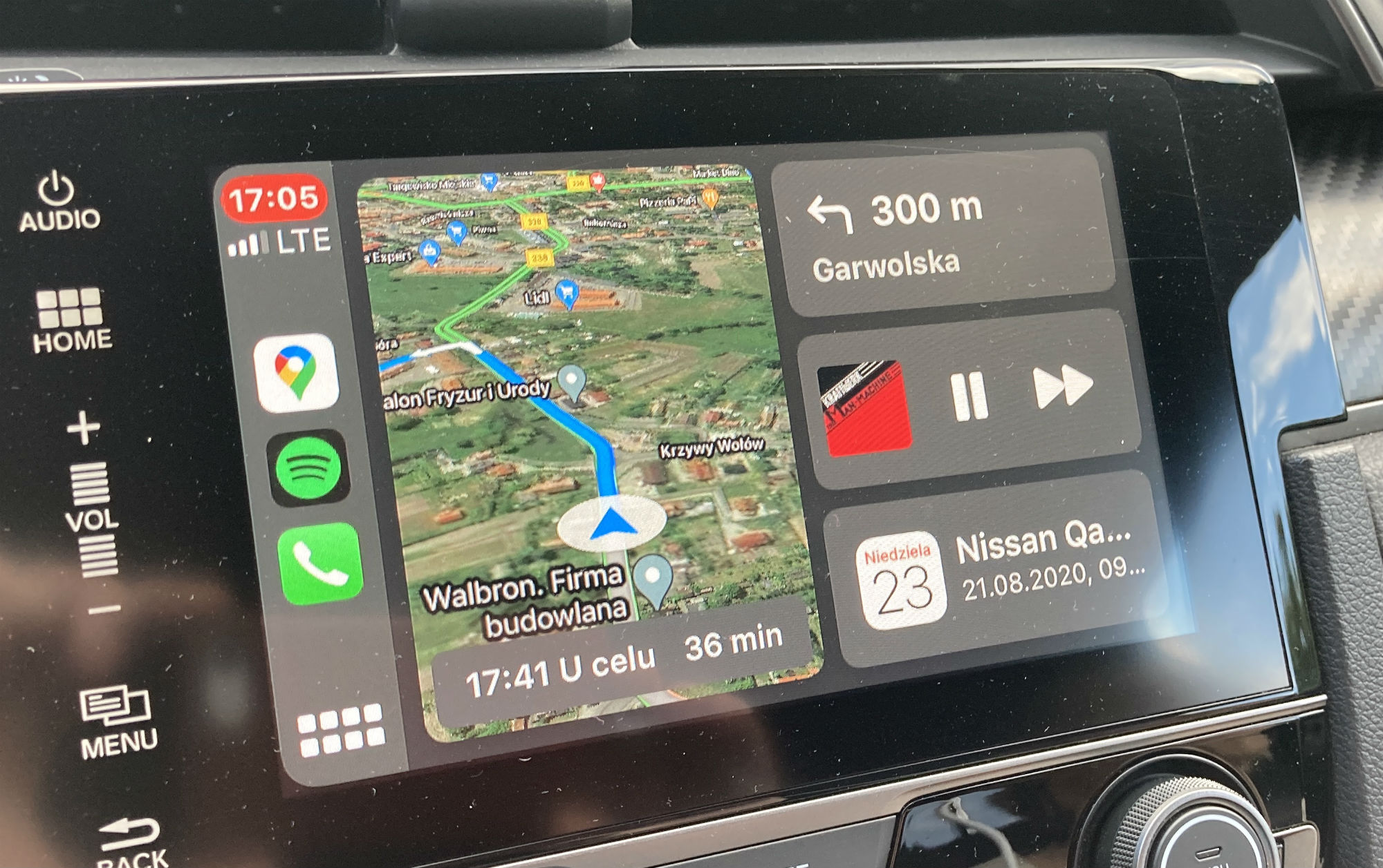 sposób na apple carplay w samochodzie