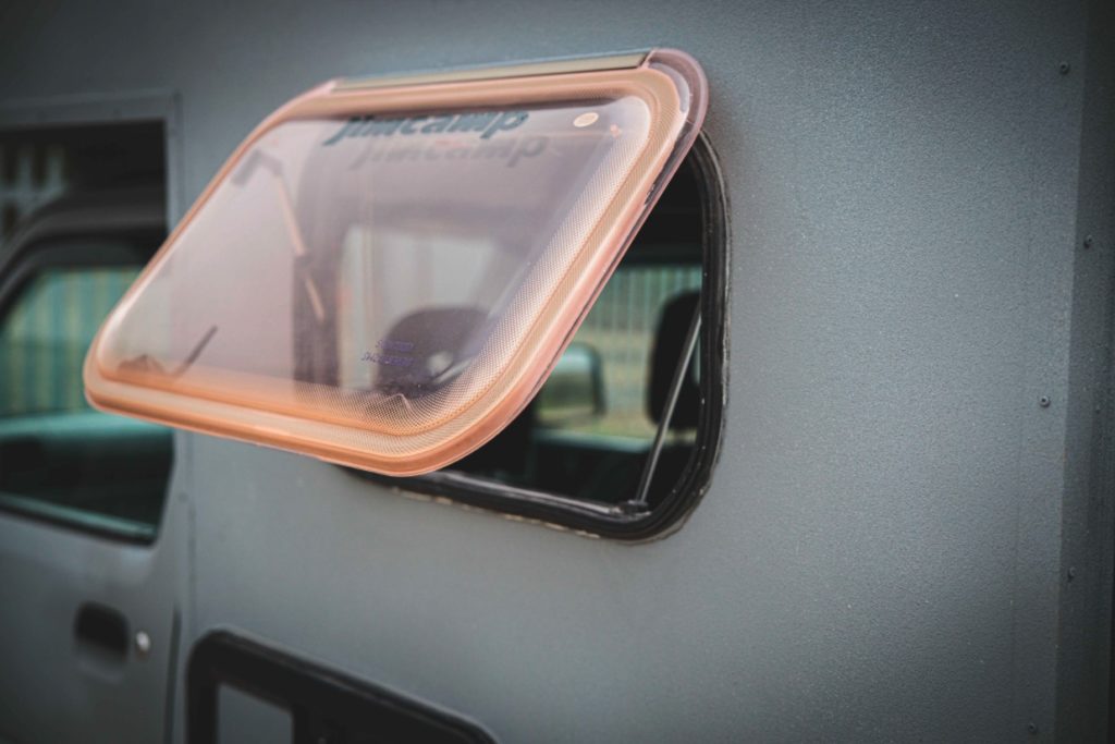 suzuki jimny kamper 