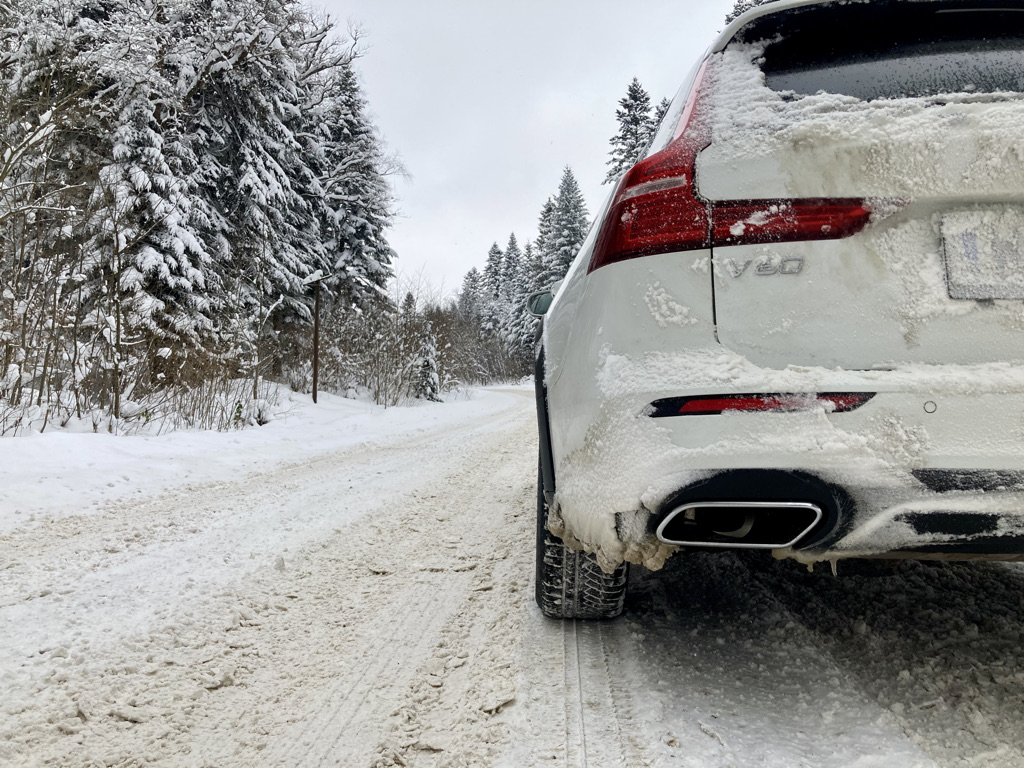 volvo v60 cross country 2021 