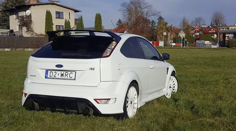ford focus rs replika
