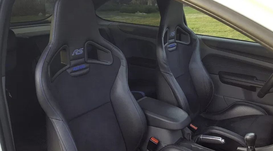 ford focus rs replika 
