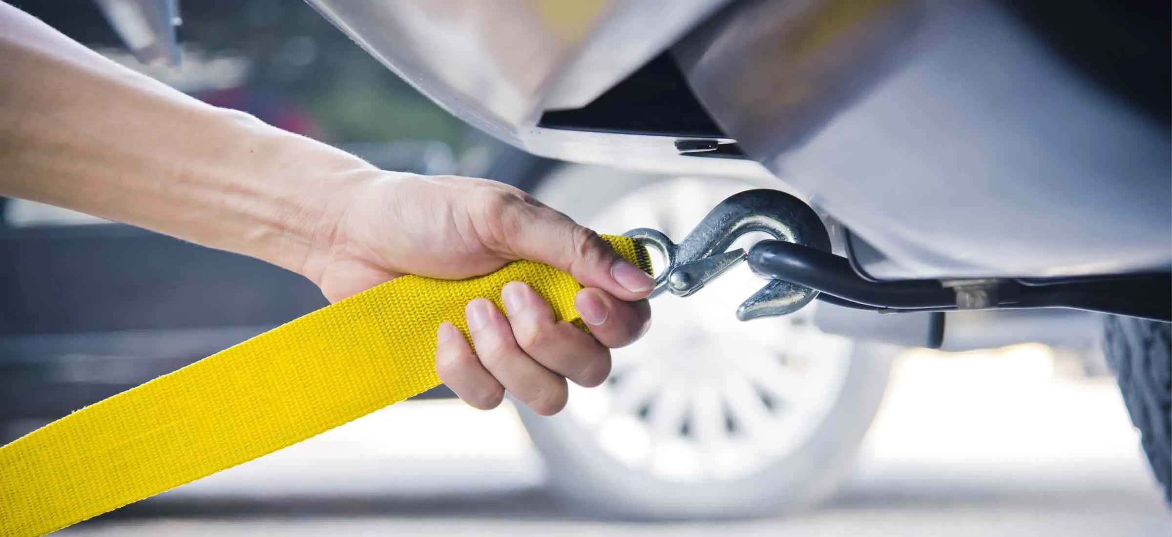 jak holować auto