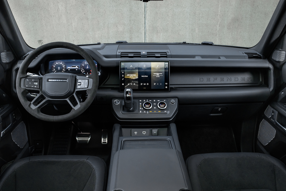 land rover defender v8 cena polska 