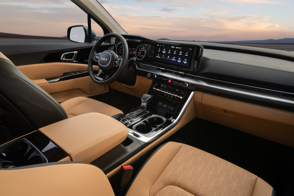 nowa Kia Carnival 